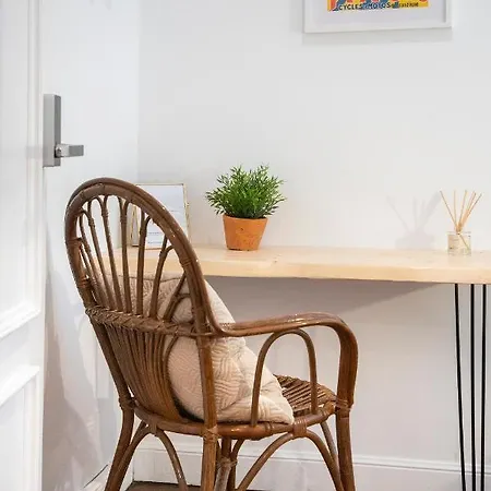 Marisol - Self Check-in - Adults Only 2* San Sebastian