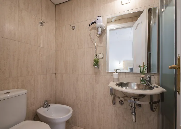 Pensión Marisol - Self Check-in - Adults Only