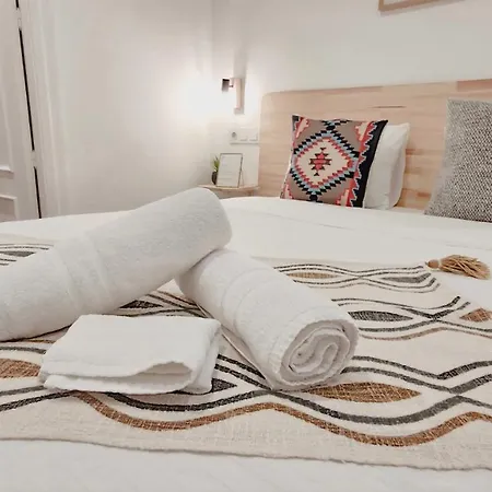 Pensión Marisol - Self Check-in - Adults Only 2*